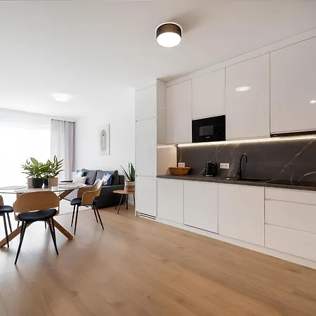 Apartment Flatbook - Seaside Baltea I *